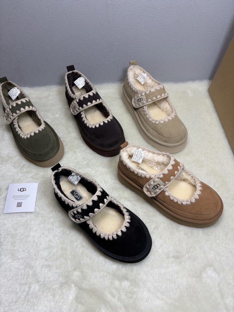 Ugg Flat Shoes